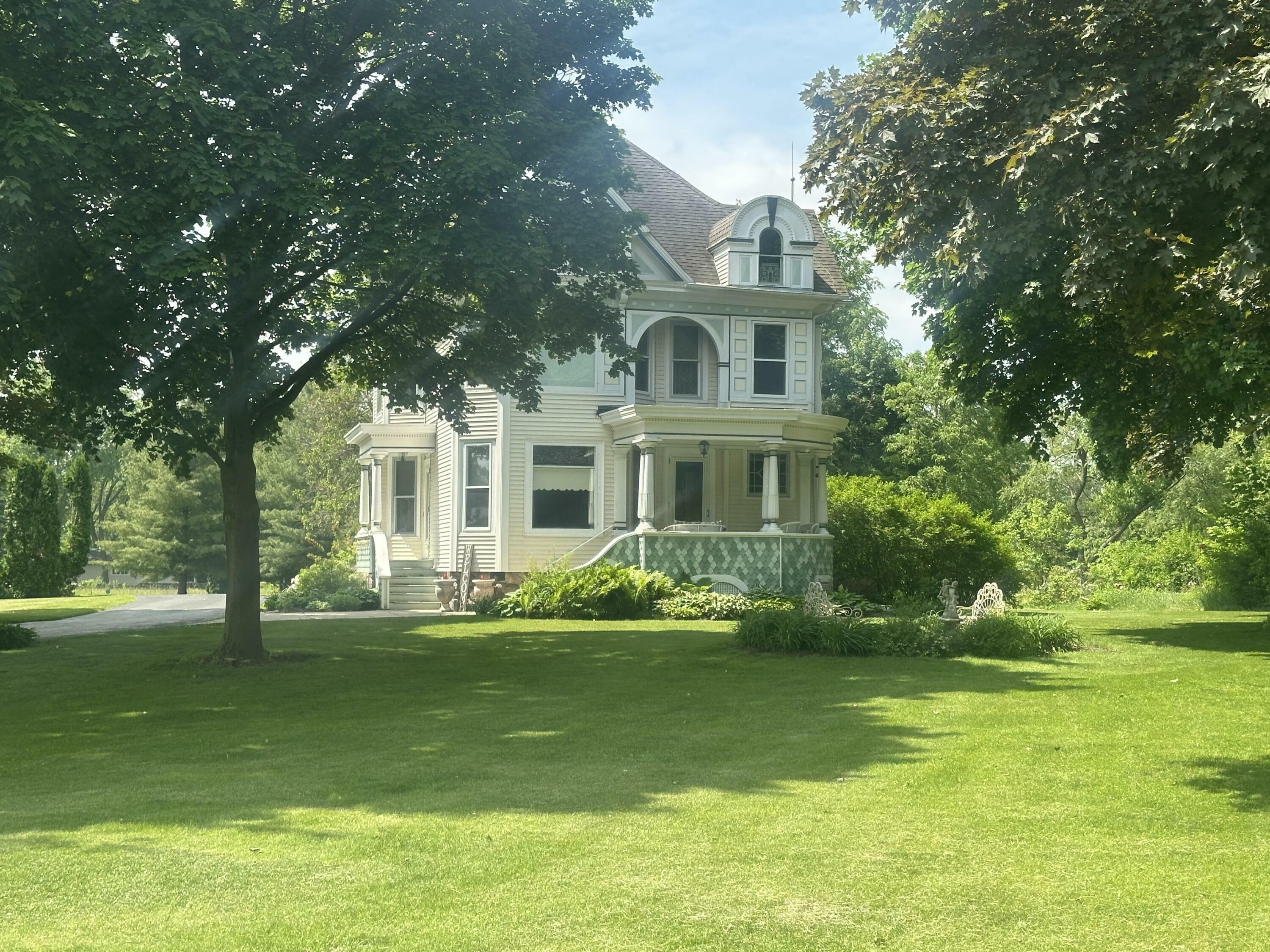 Property Photo: 101 James St WI 53183