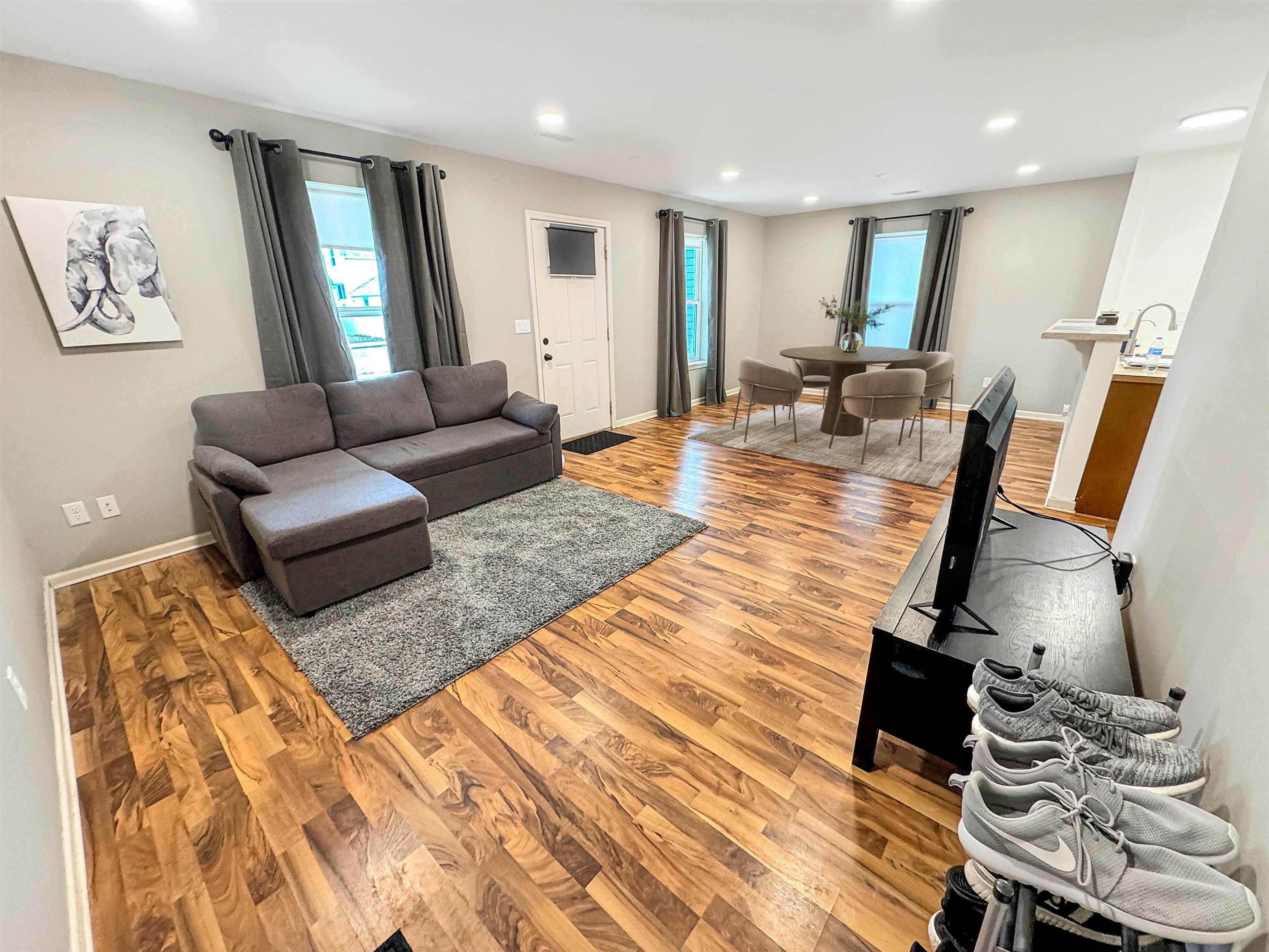 Property Photo: 1609/1613 1st Ave. SE ND 58701