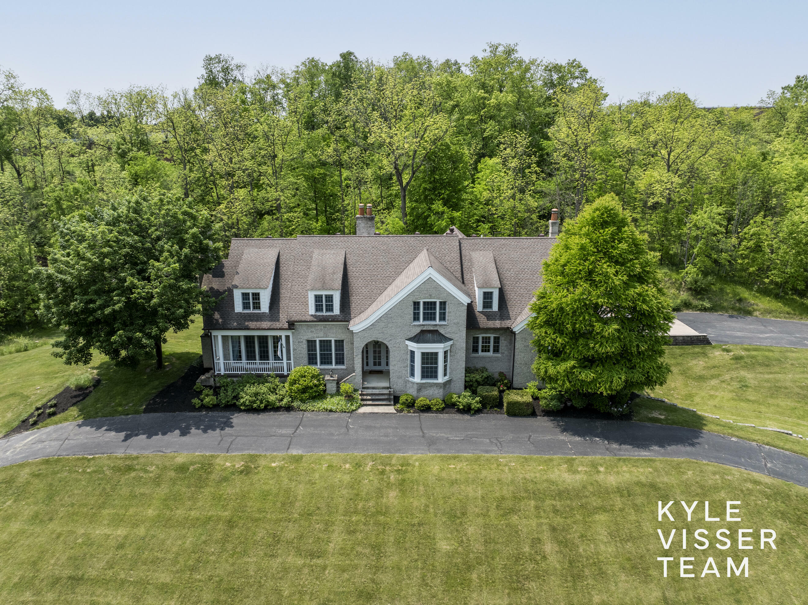 Property Photo: 1275 Trillium Trail NE MI 49525