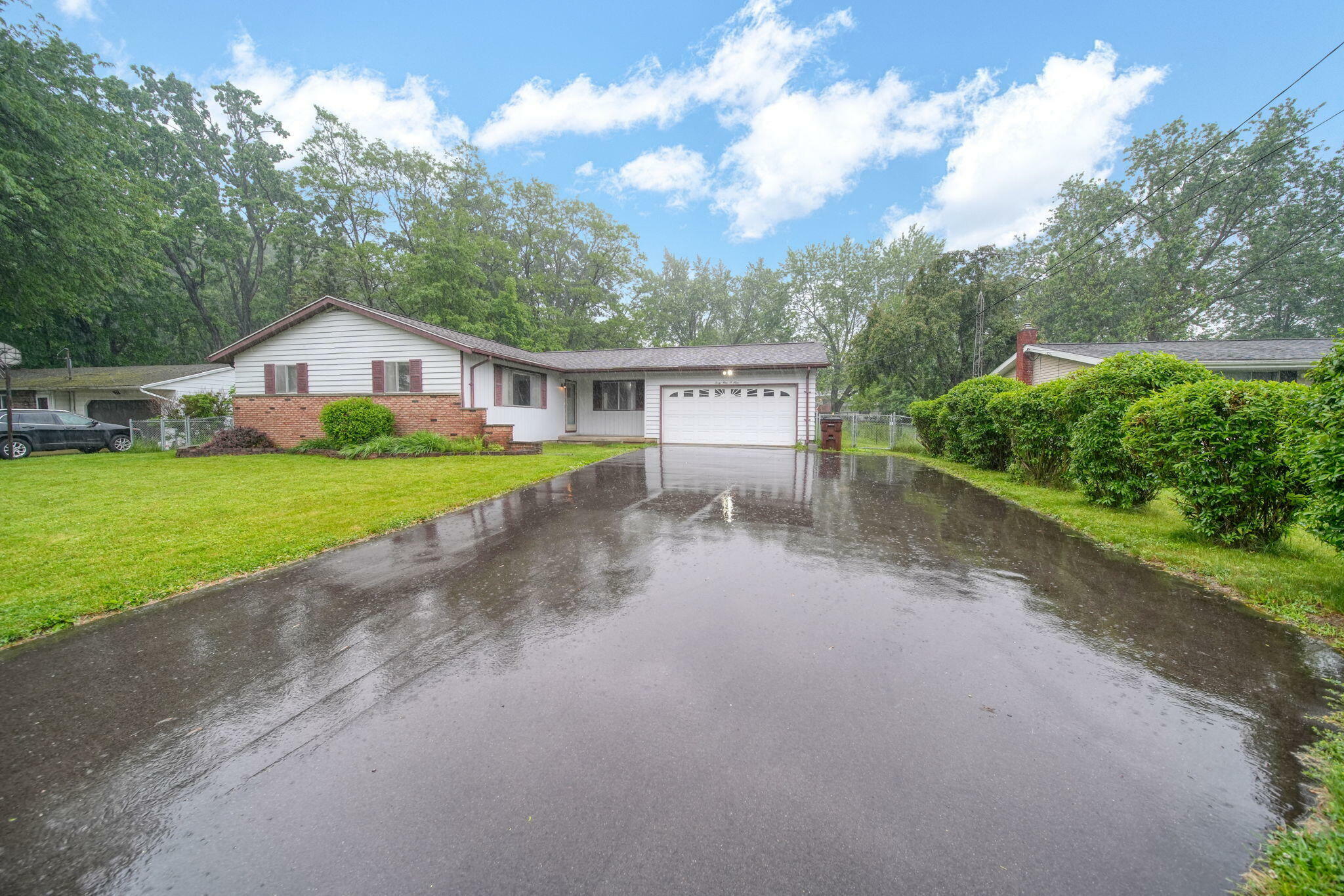 Property Photo: 4109 Spring Arbor Road MI 49201