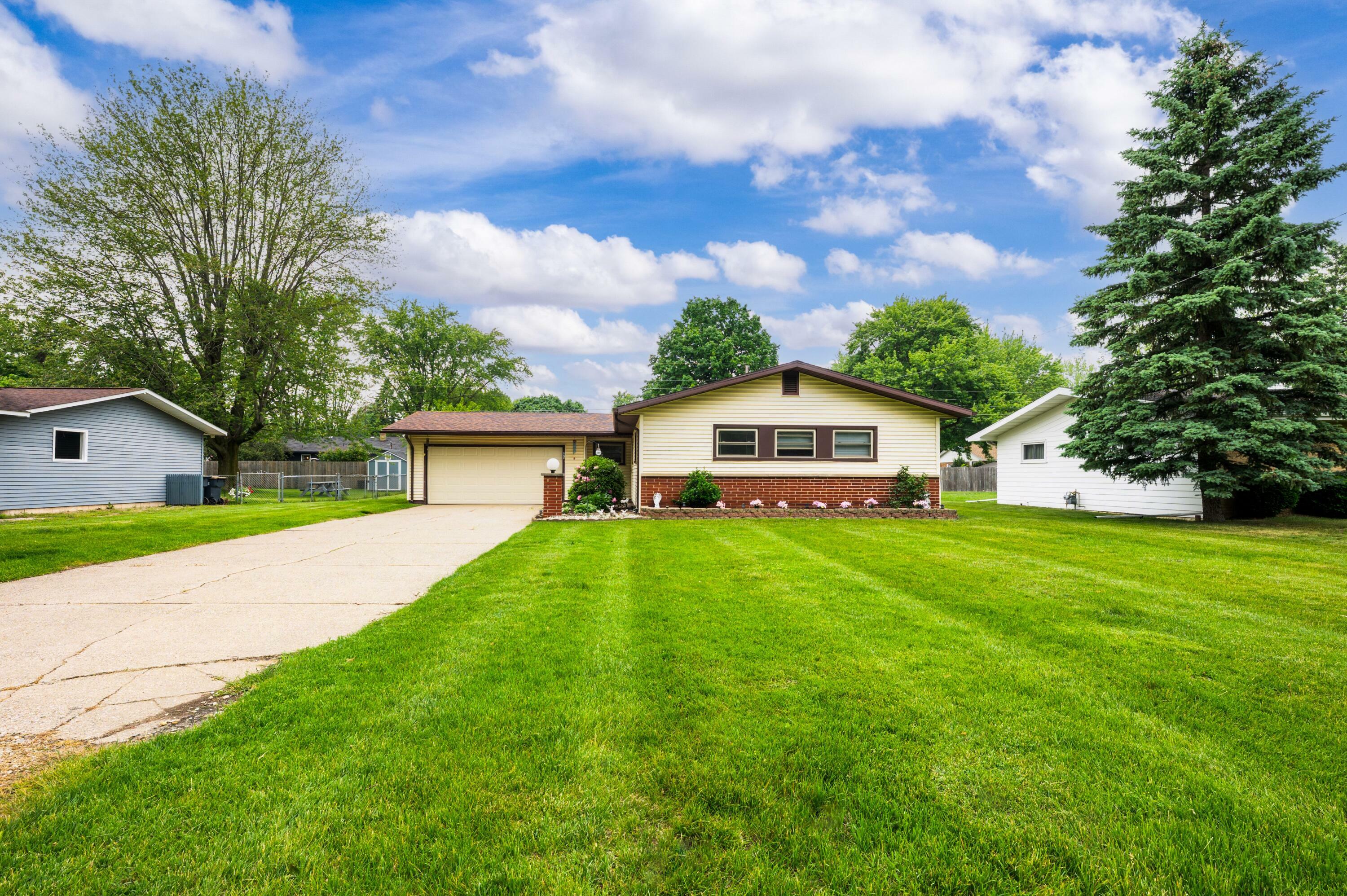 Property Photo: 275 Benjamin Street MI 49022