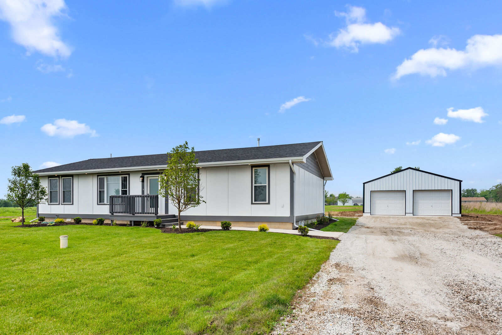 Property Photo:  10887 E French Street  IL 60940 