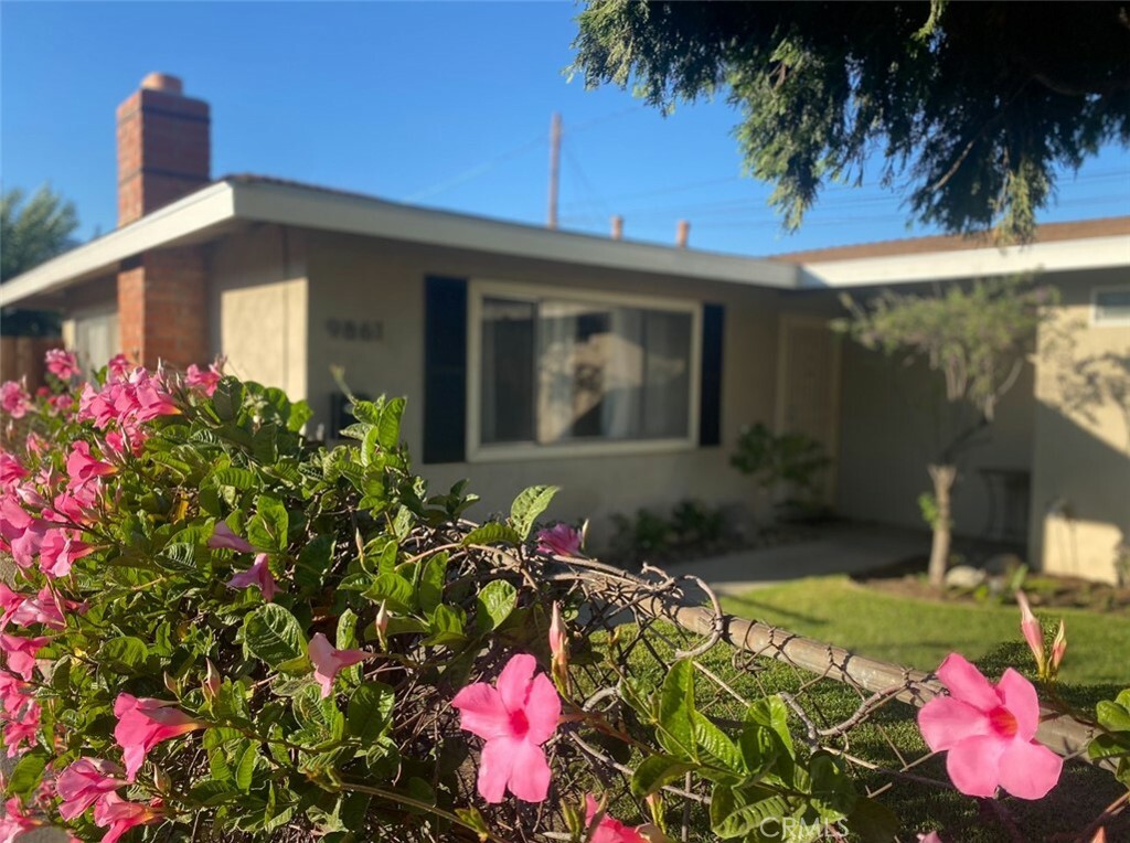 Property Photo: 9861 E Lemon Avenue CA 91007
