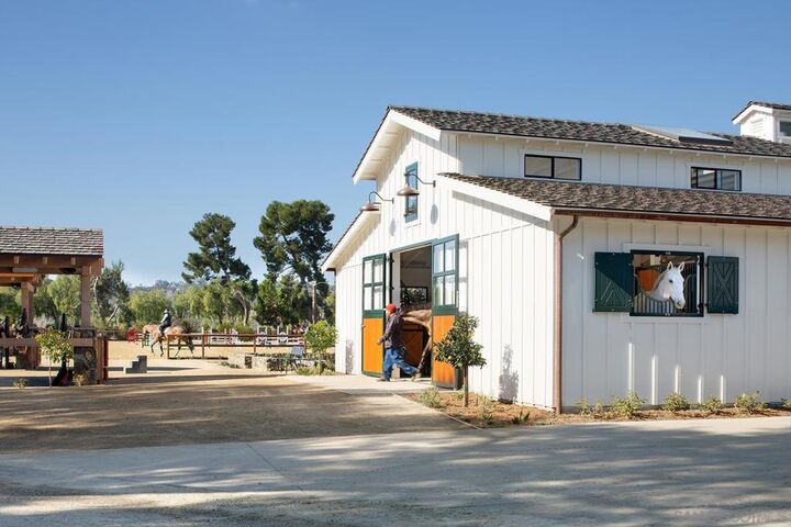 Property Photo:  16147 Via De Santa Fe  CA 92067 