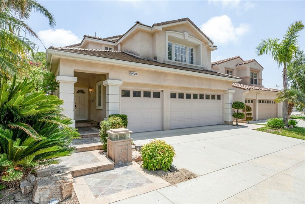Property Photo: 19720 Kilfinan Street CA 91326