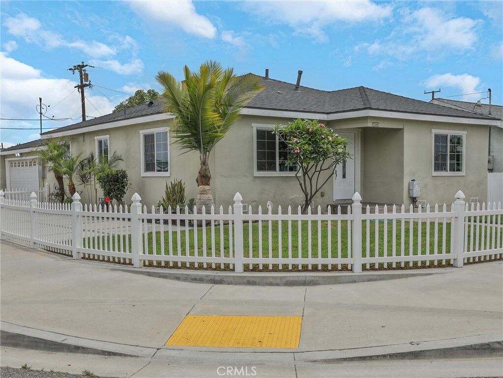 Property Photo:  5401 Rayborn Street  CA 90262 