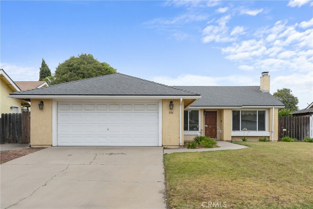 Property Photo:  924 Grapevine Road  CA 93454 