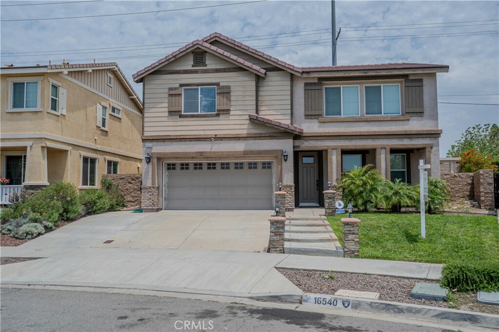 Property Photo: 16540 Cadence Lane CA 92336