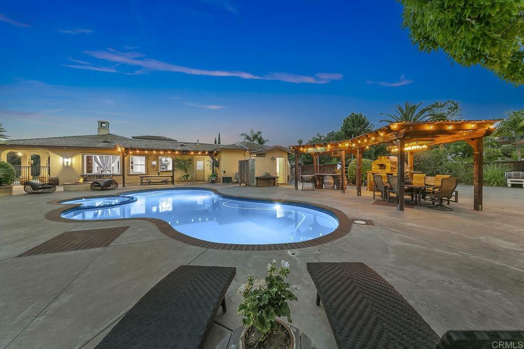 Property Photo: 1508 Sequoia Lane CA 92081