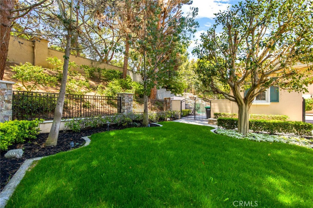 Property Photo: 3 Seabluff CA 92660