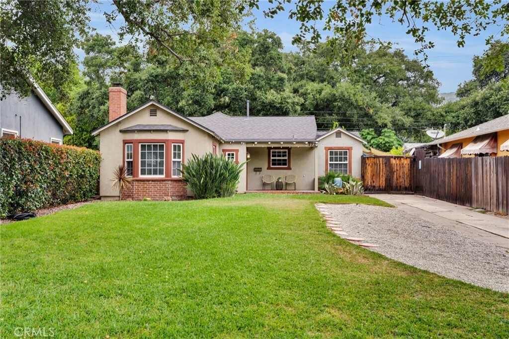 825 E Palm Avenue  Monrovia CA 91016 photo