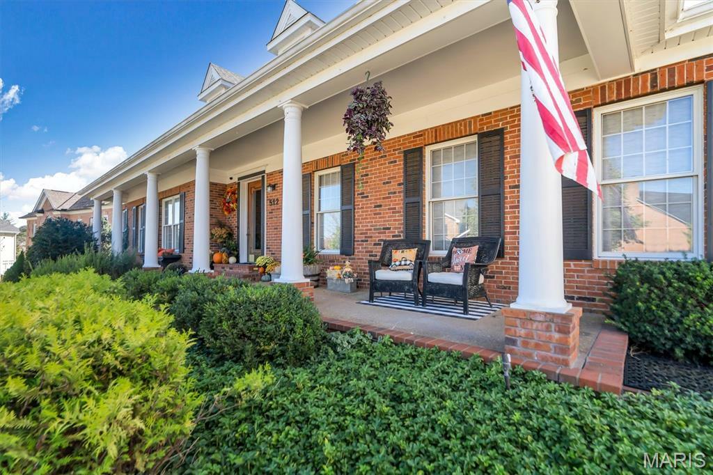 Property Photo: 512 Overlook Terrace Court MO 63025