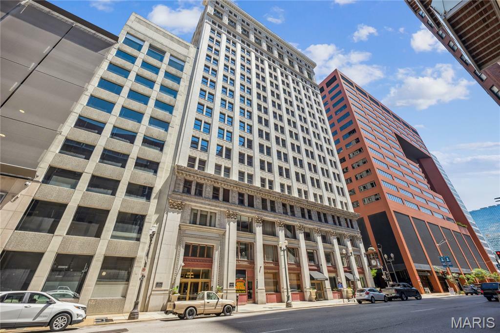 314 N Broadway 806  St Louis MO 63102 photo