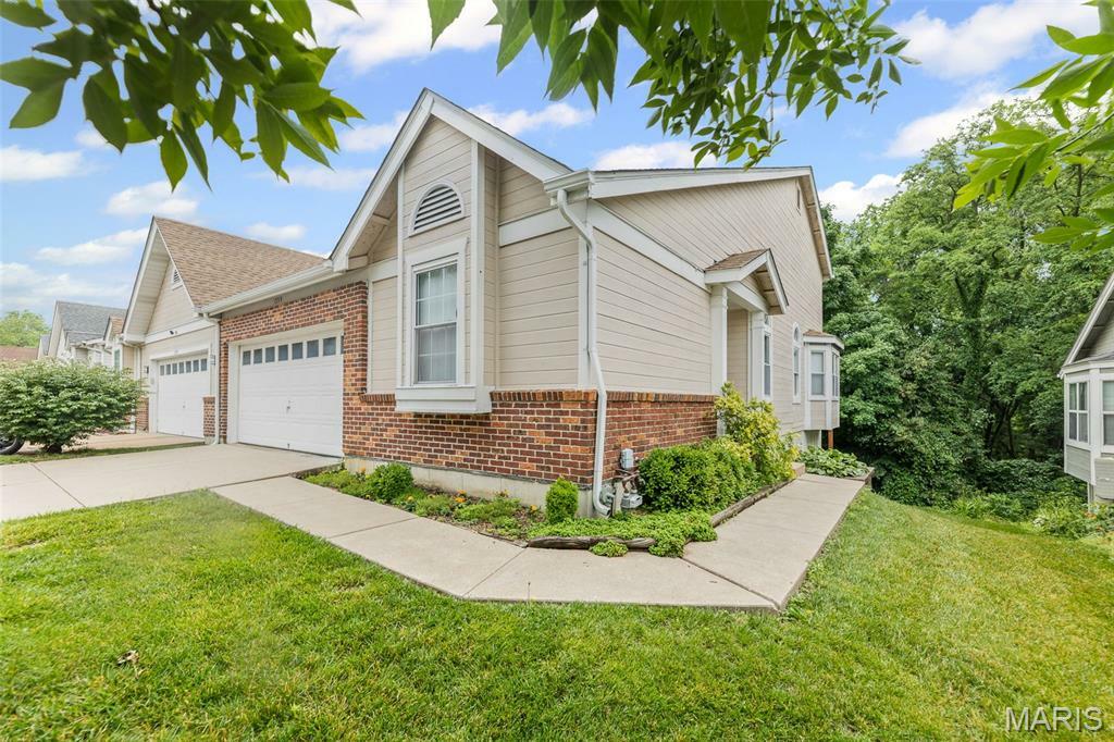 Property Photo:  1359 Eagles Way Court  MO 63042 