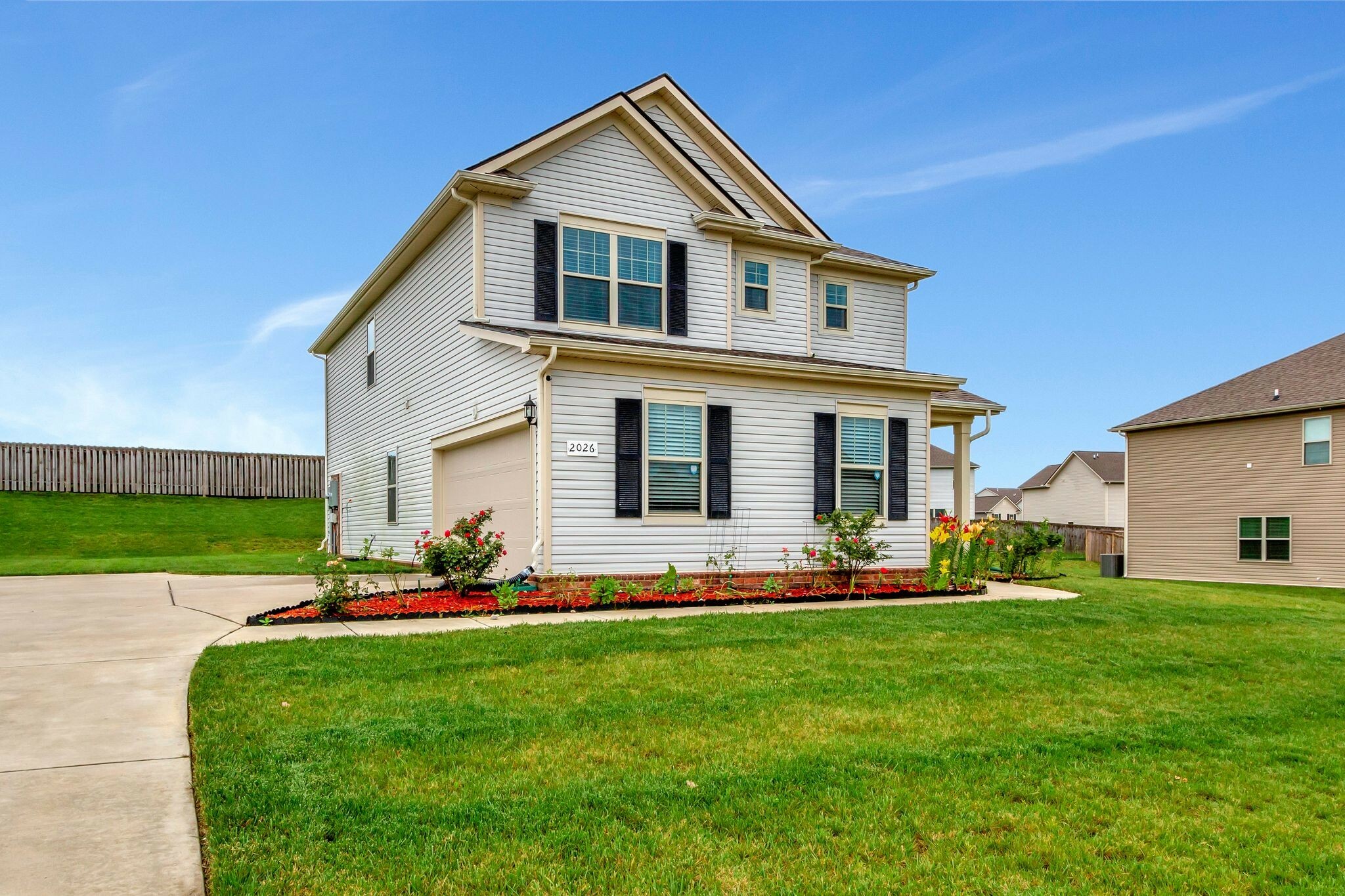 Property Photo:  2026 Sercy Dr  TN 37174 