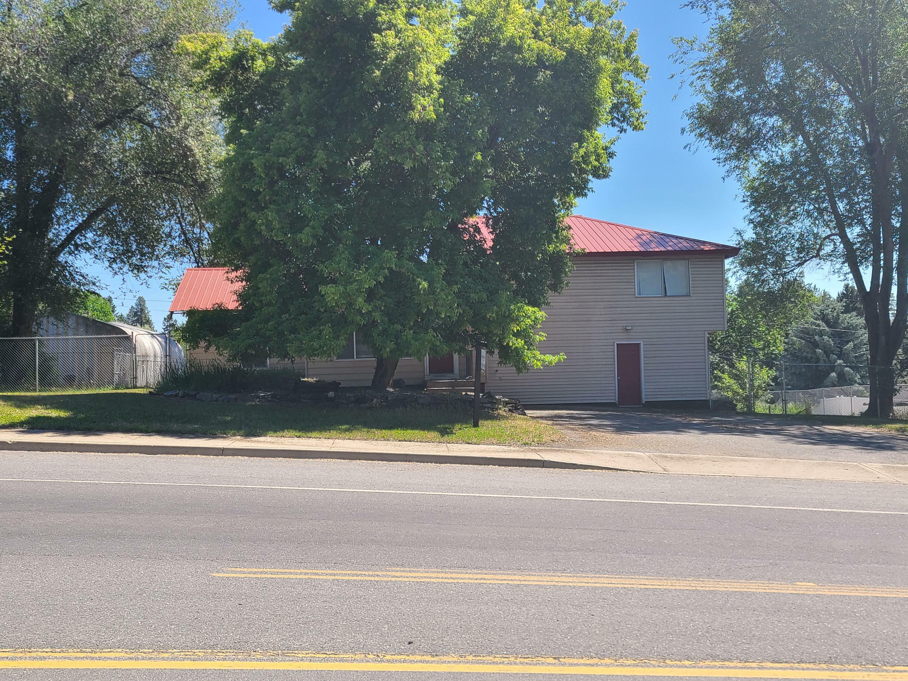 Property Photo: 1016 E 3rd Ave WA 99114