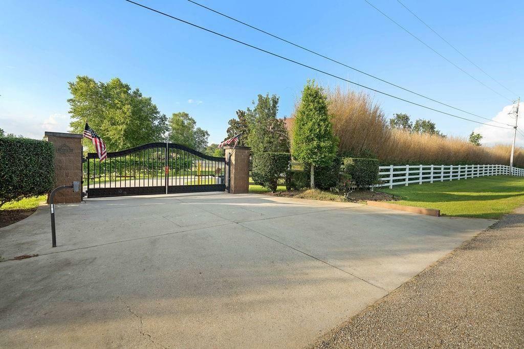 Property Photo:  11651 Damiano Road  LA 70437 