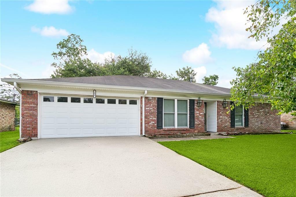 Property Photo: 106 Matthews Drive LA 70458