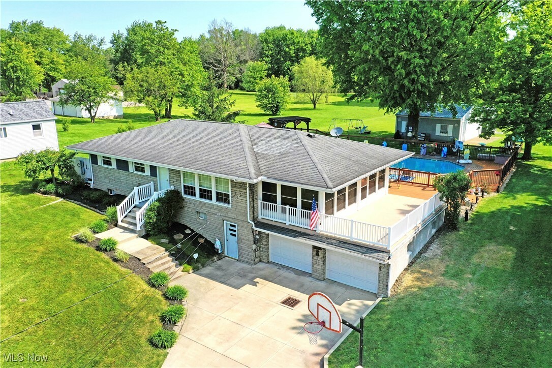 Property Photo: 3096 Warren Burton Road OH 44470