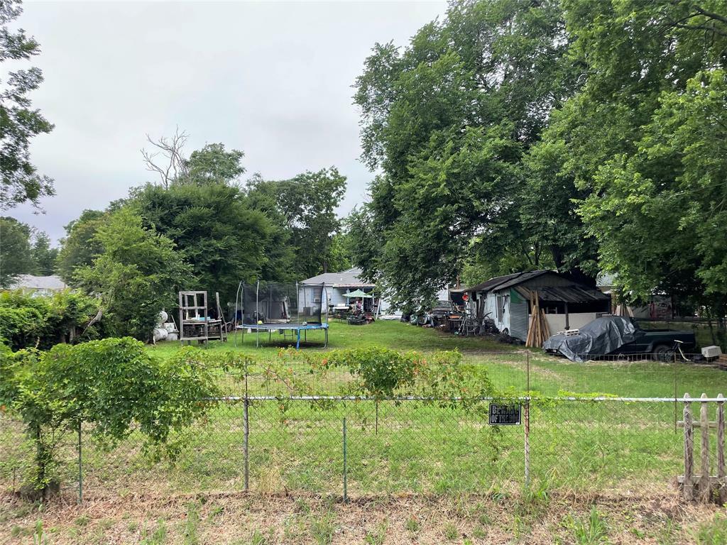 Property Photo: 306 Ferrell Drive TX 75159