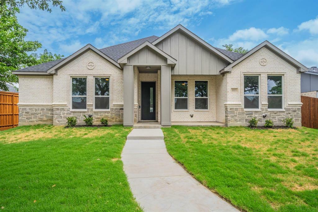 Photo de la propriété: 2021 Ash Hill Road TX 75007
