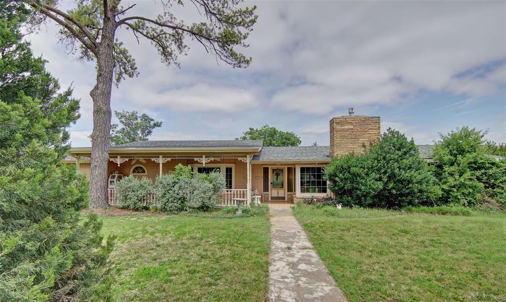 Property Photo: 623 N 2353 Road TX 76449
