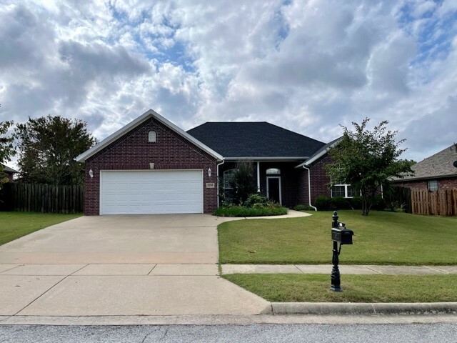 3239 W Drakestone Street  Fayetteville AR 72704 photo