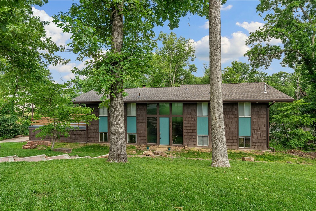 1610 Robinhood Road  Bentonville AR 72712 photo