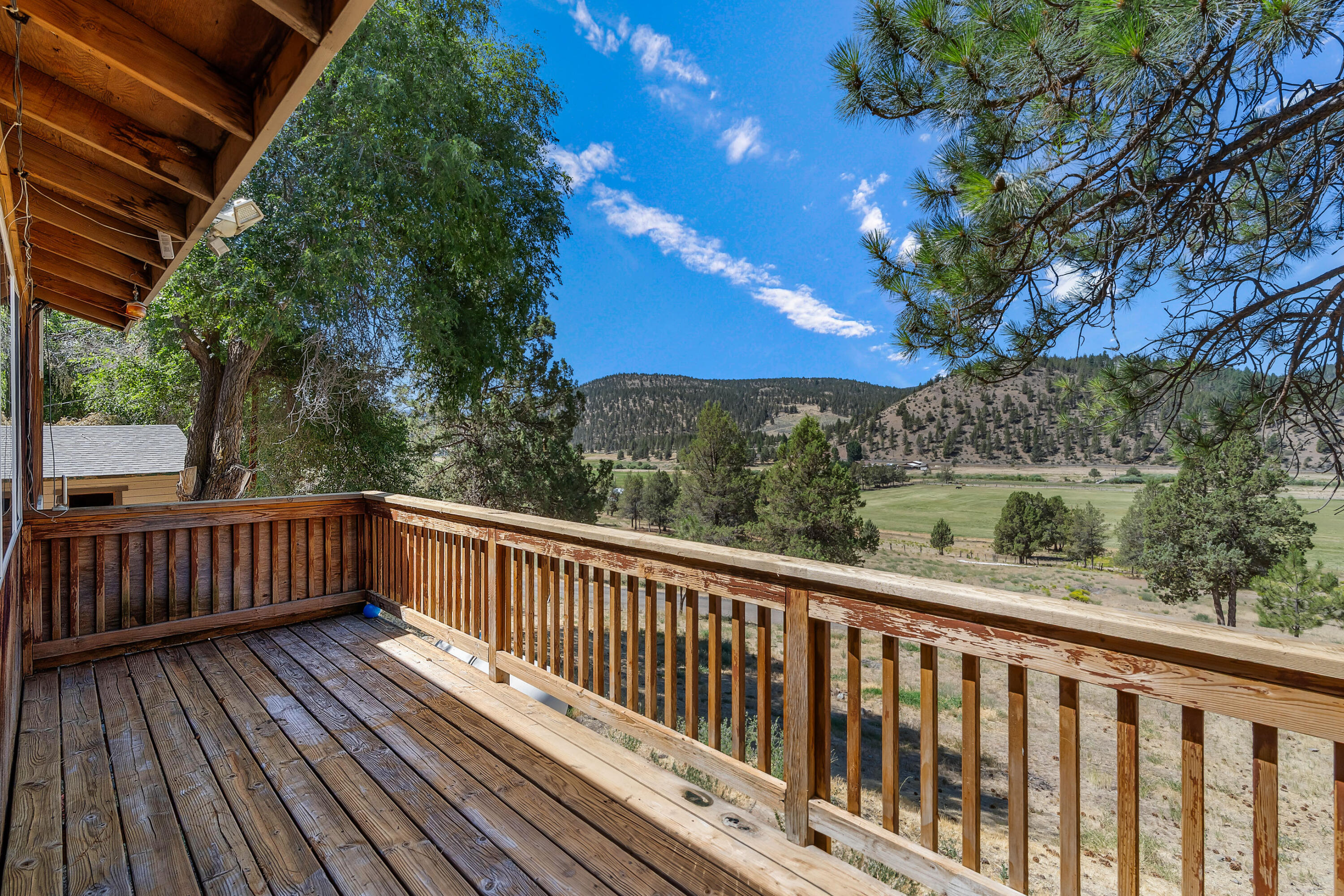 Property Photo: 4800 NE Mill Creek Road OR 97754