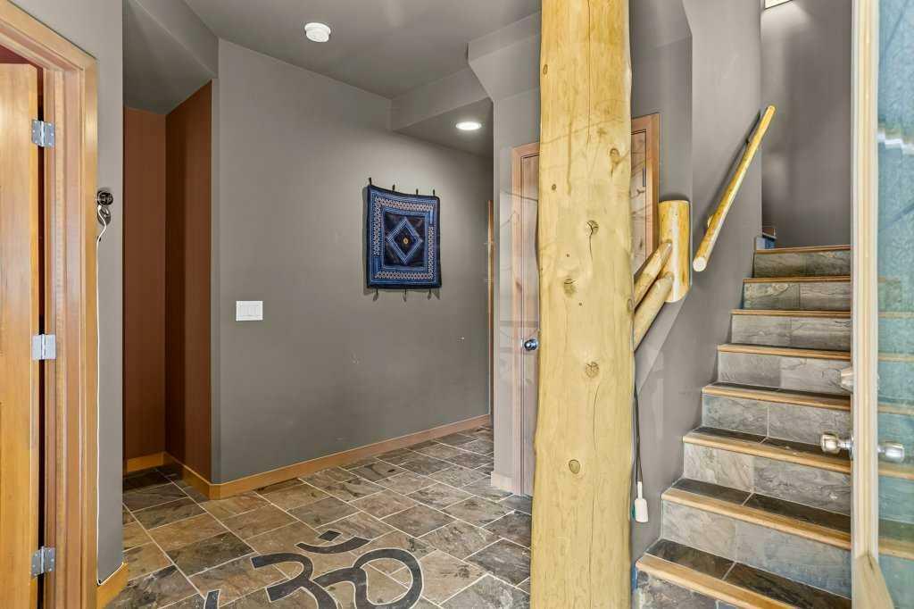 Property Photo: 626 4 Street AB T1W 2H3
