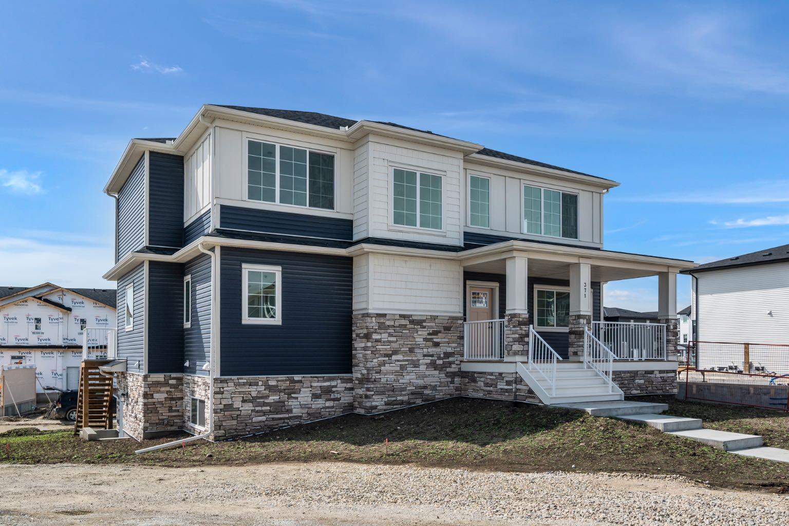 Property Photo: 371 Carringvue Grove NW AB T3P 2M2