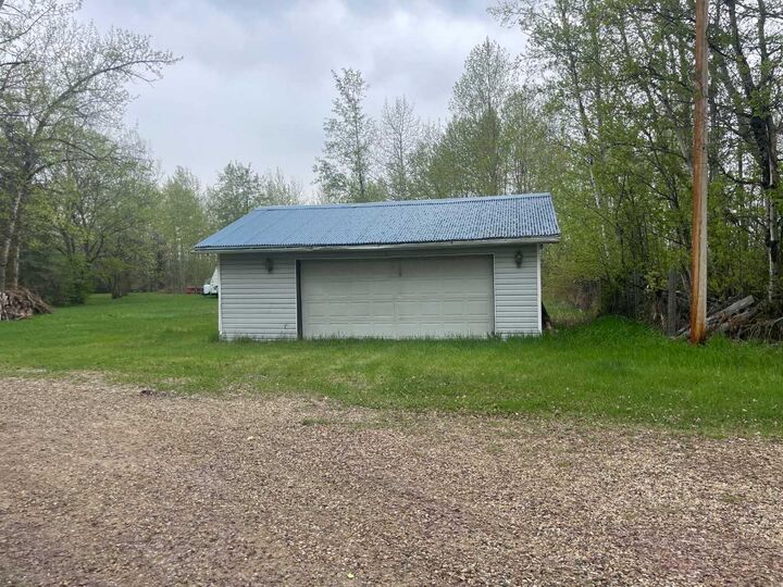 Lot 9 Block 3 Summerhaven  Rural Wetaskiwin No. 10, County of AB T0C 1H0 photo
