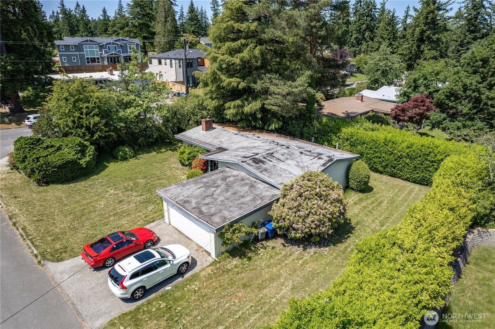 Property Photo: 15604 SE 26th St WA 98008