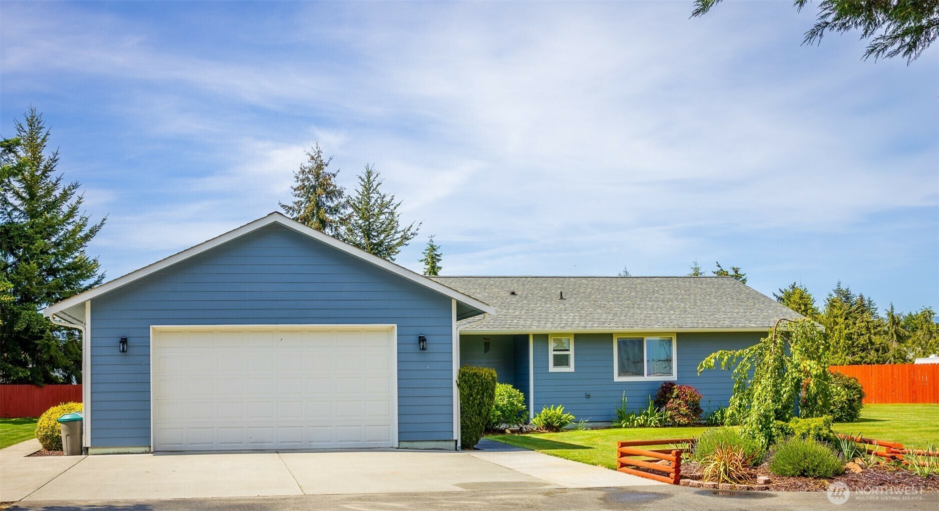 Property Photo: 872 N Beverage Street WA 98382