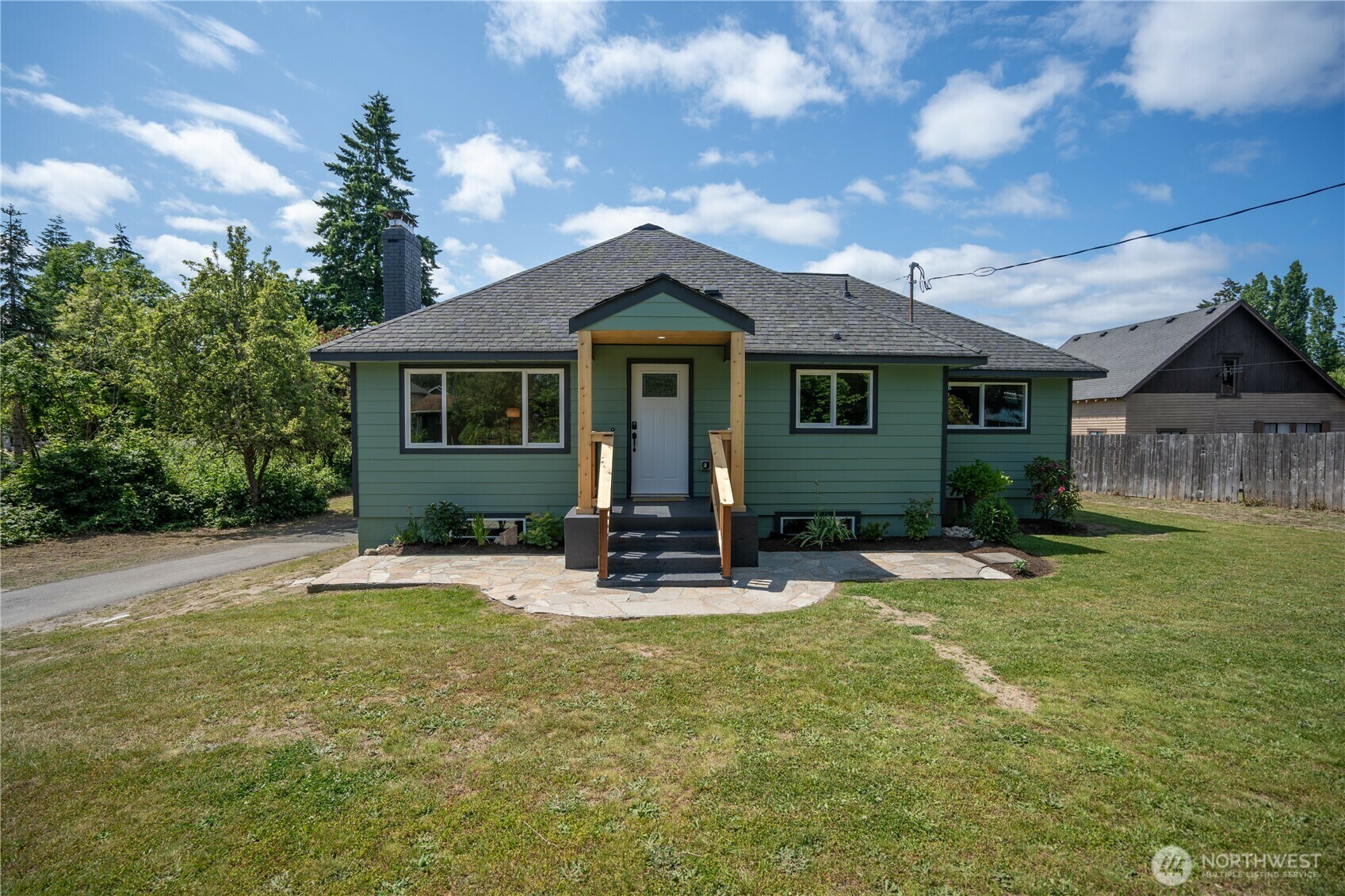 Property Photo: 2114 Sidney Avenue WA 98366