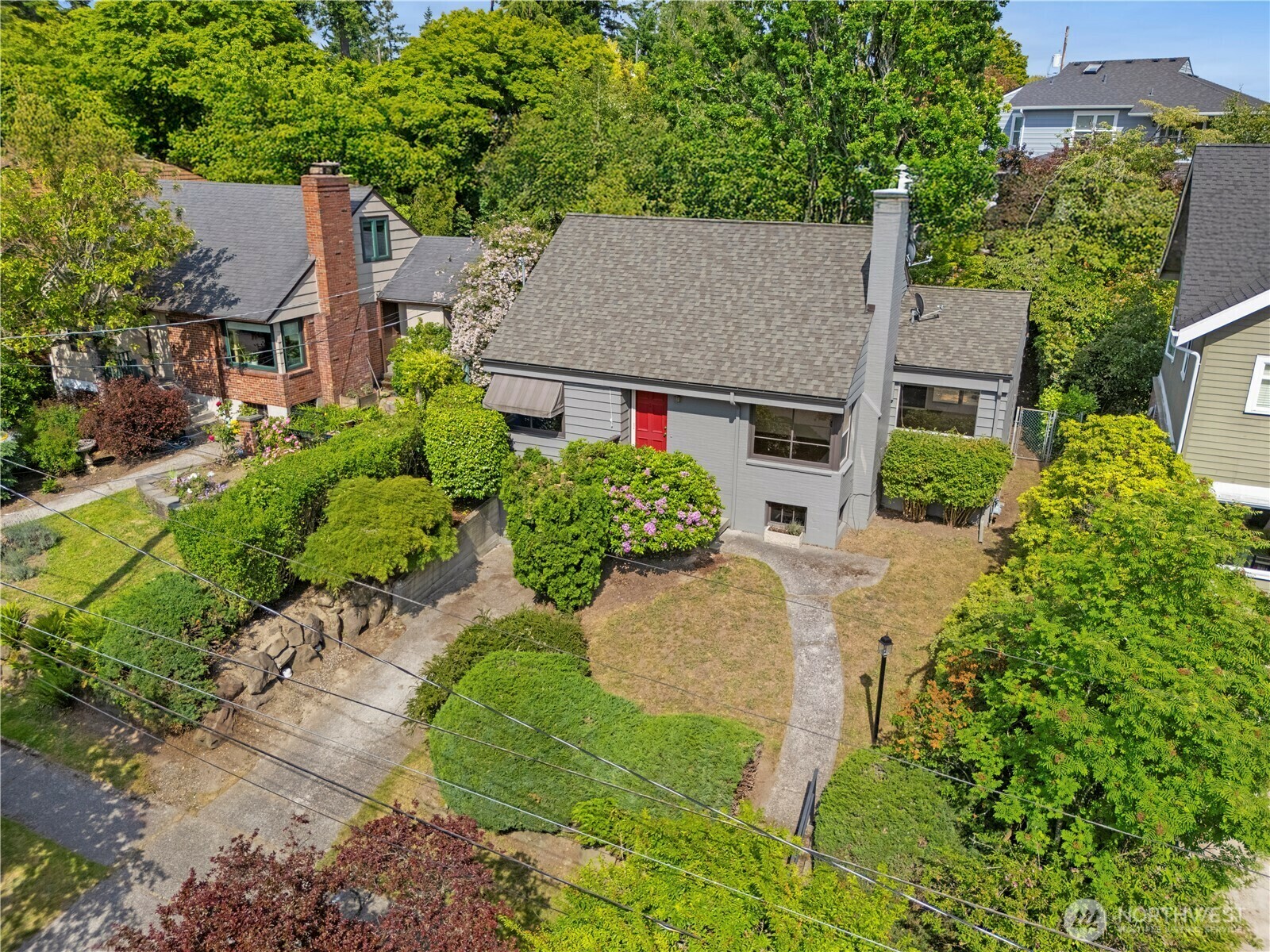 6522  48th Avenue NE  Seattle WA 98115 photo