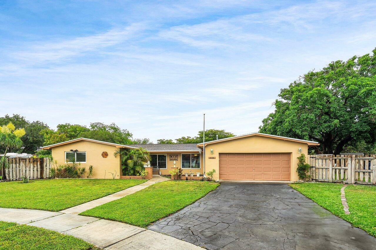 8330 NW 23rd Street  Pembroke Pines FL 33024 photo