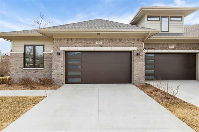 Property Photo: 7475 Gramercy Circle MI 48322
