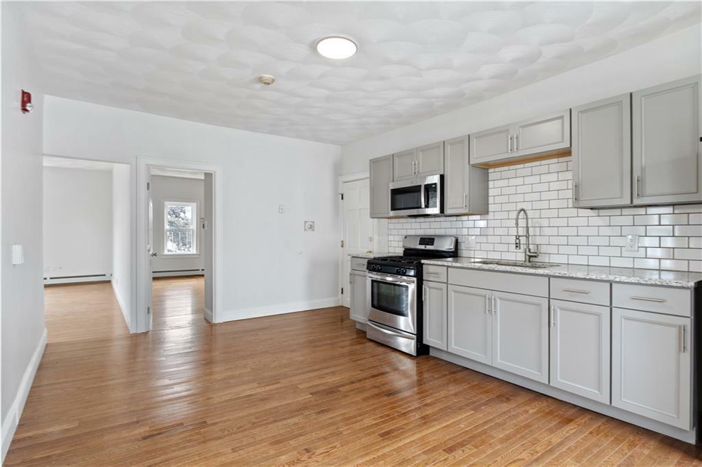 Property Photo: 416 Admiral Street 2F RI 02908