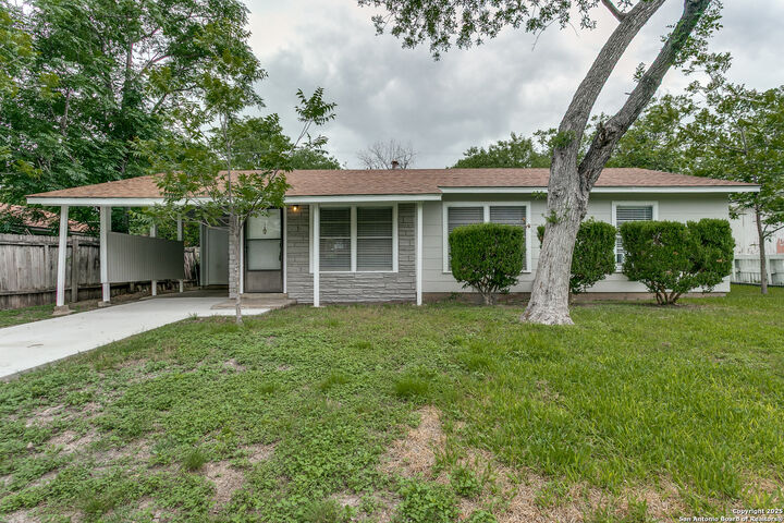 327 Blaze  San Antonio TX 78218 photo