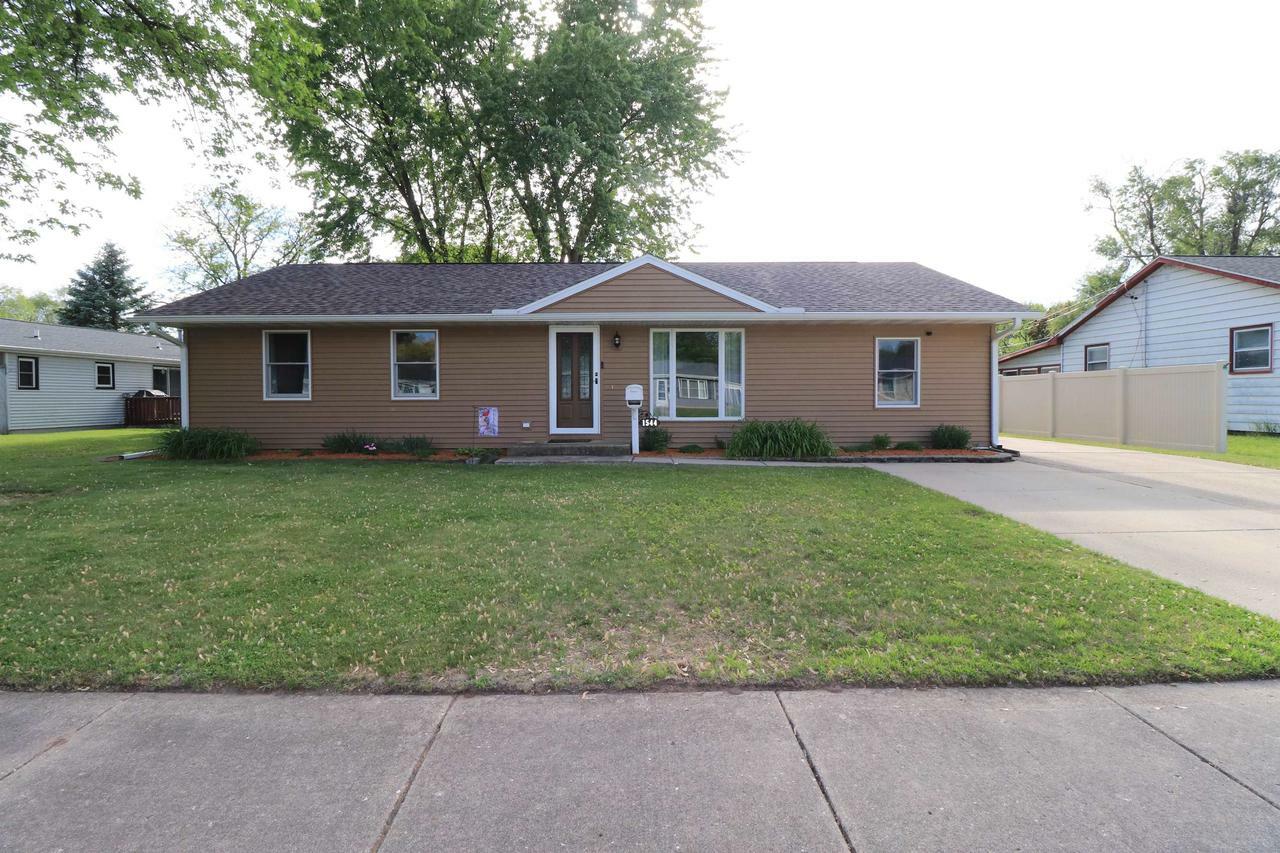 Property Photo:  1544 South Grant Avenue  WI 53546 