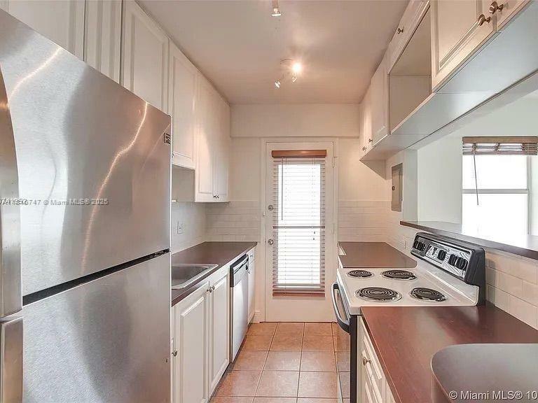 Property Photo: 1545 Euclid Ave 5H FL 33139