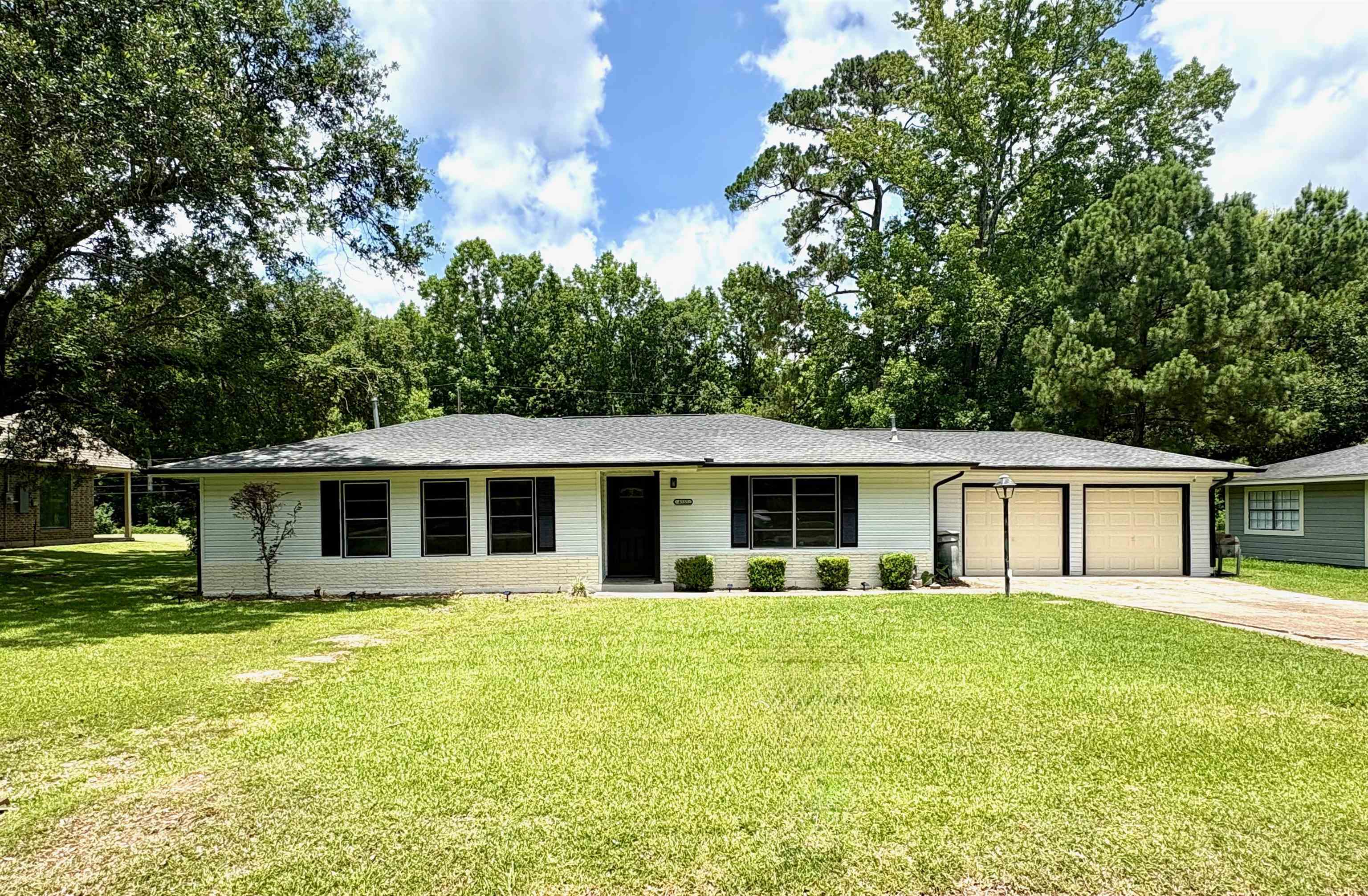 Property Photo: 8555 Lawrence TX 77708