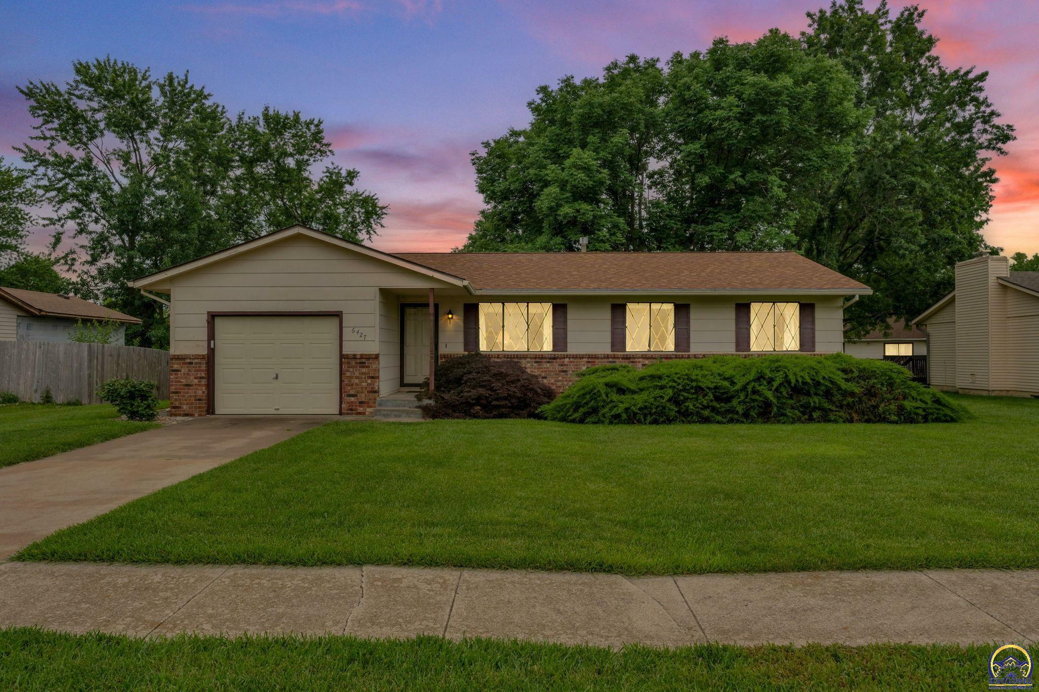 Property Photo: 6427 SW 28th St KS 66614