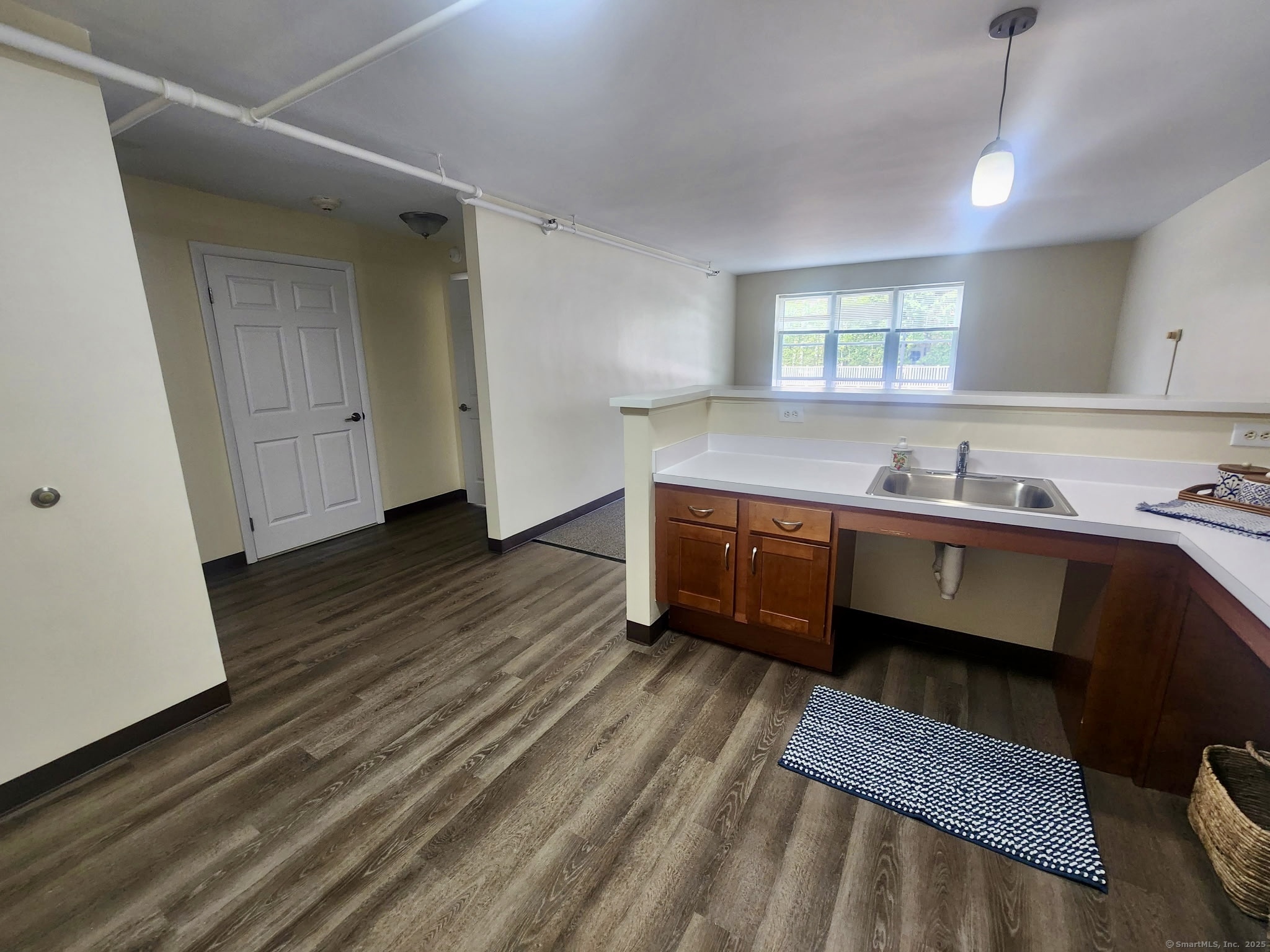 Property Photo: 18 Quintard Terrace 1F CT 06902