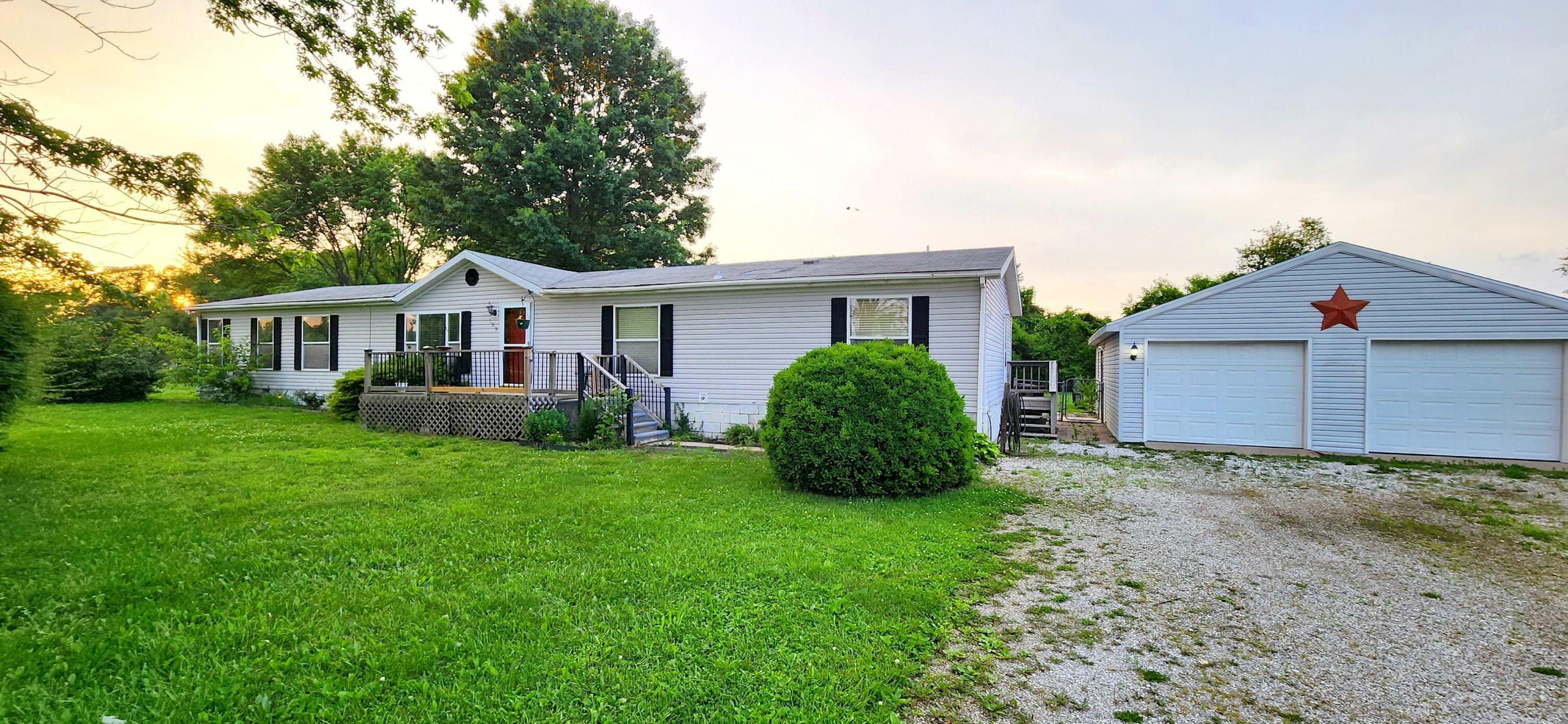 Property Photo: 199 Wild Horse Road MO 65610