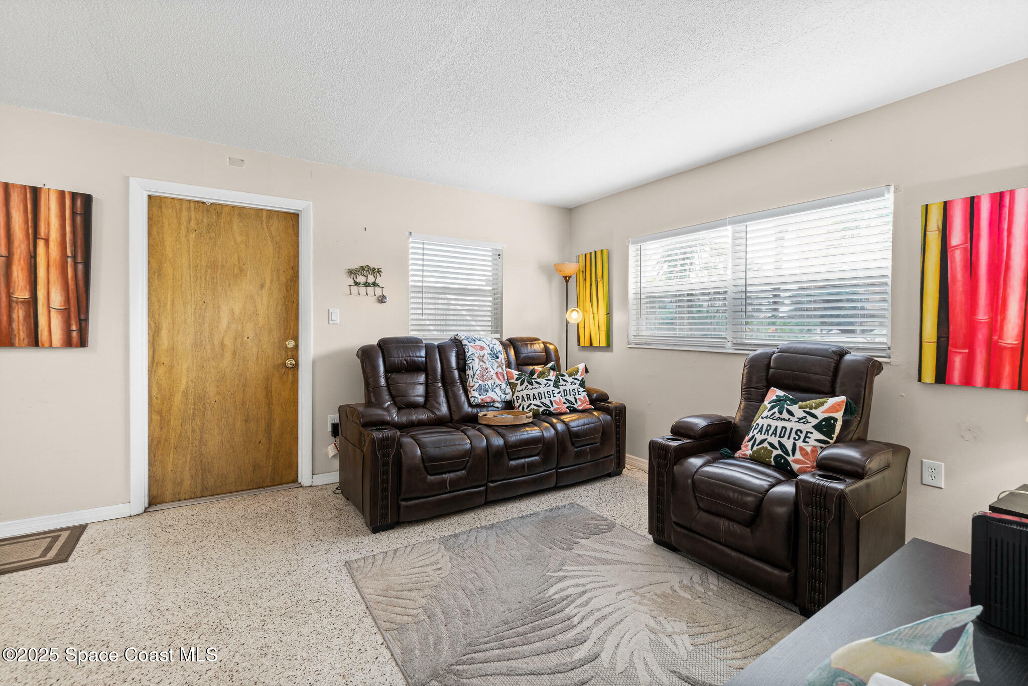Property Photo: 7515 Ridgewood Avenue FL 32920