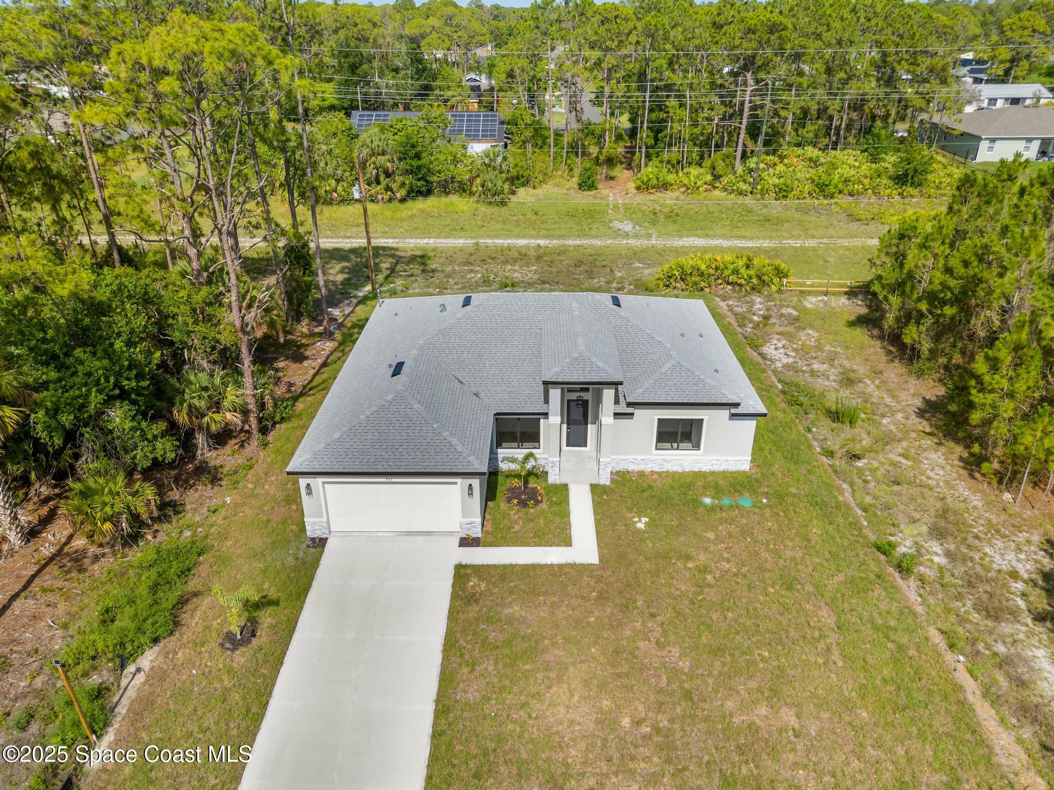 Property Photo: 531 Higgs Ave Avenue NW FL 32907