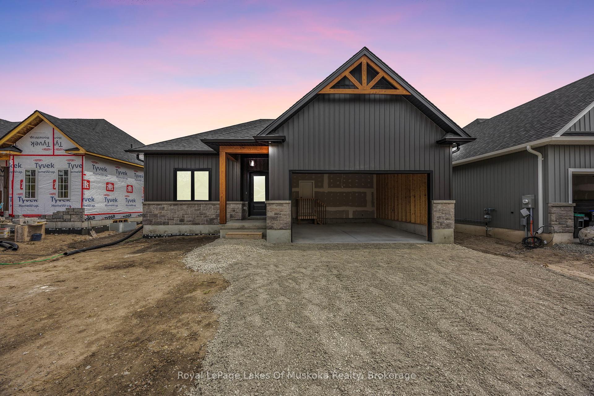 Property Photo: 128 Brandon Avenue ON L0K 1E0