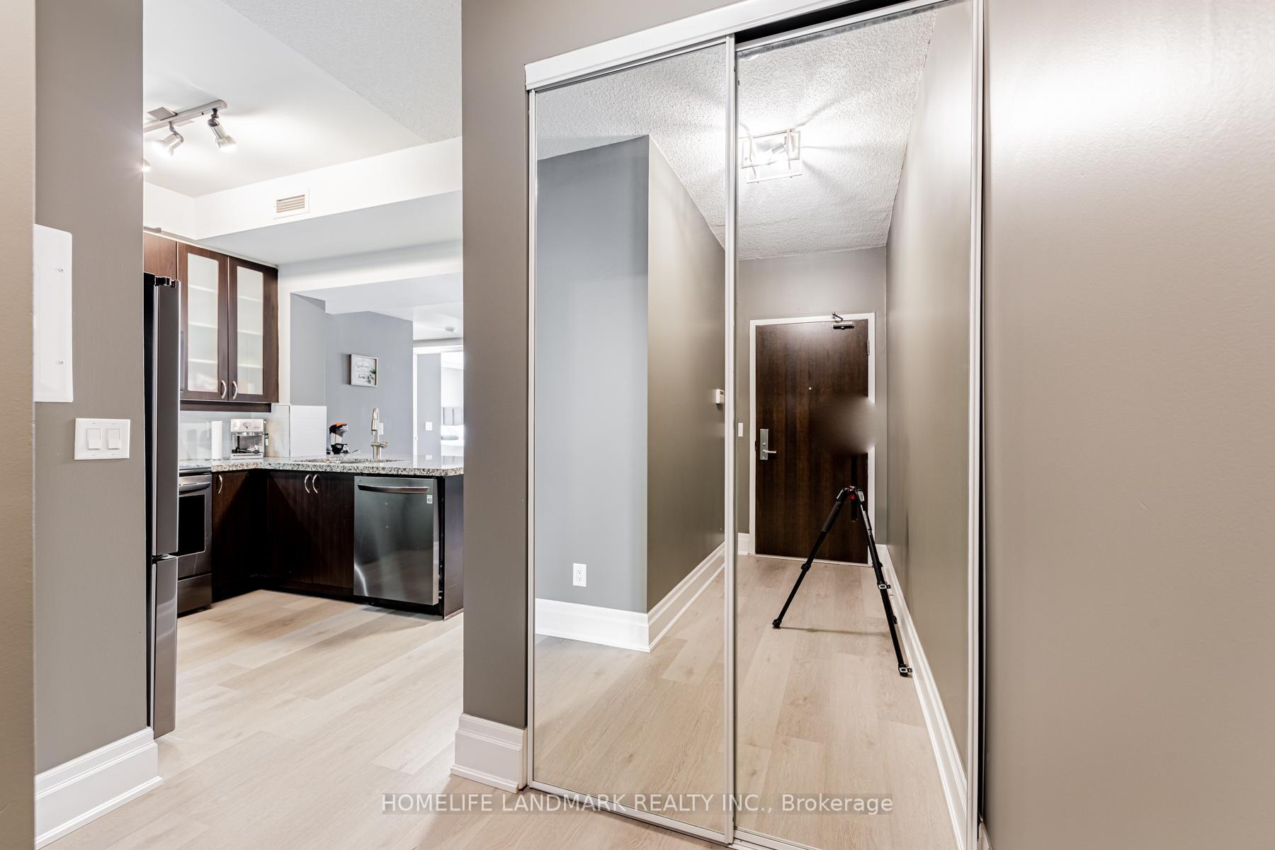 Property Photo: 57 Upper Duke Crescent 205 ON L6G 0B7